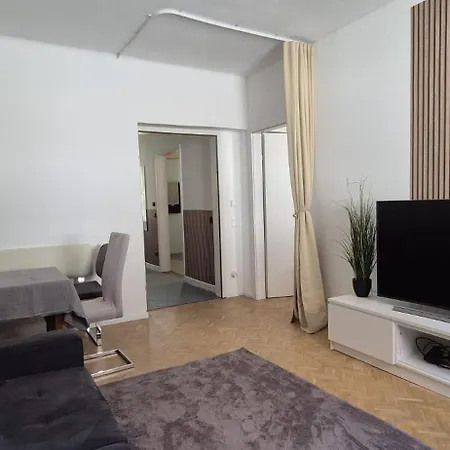 9100 * Völkermarkt